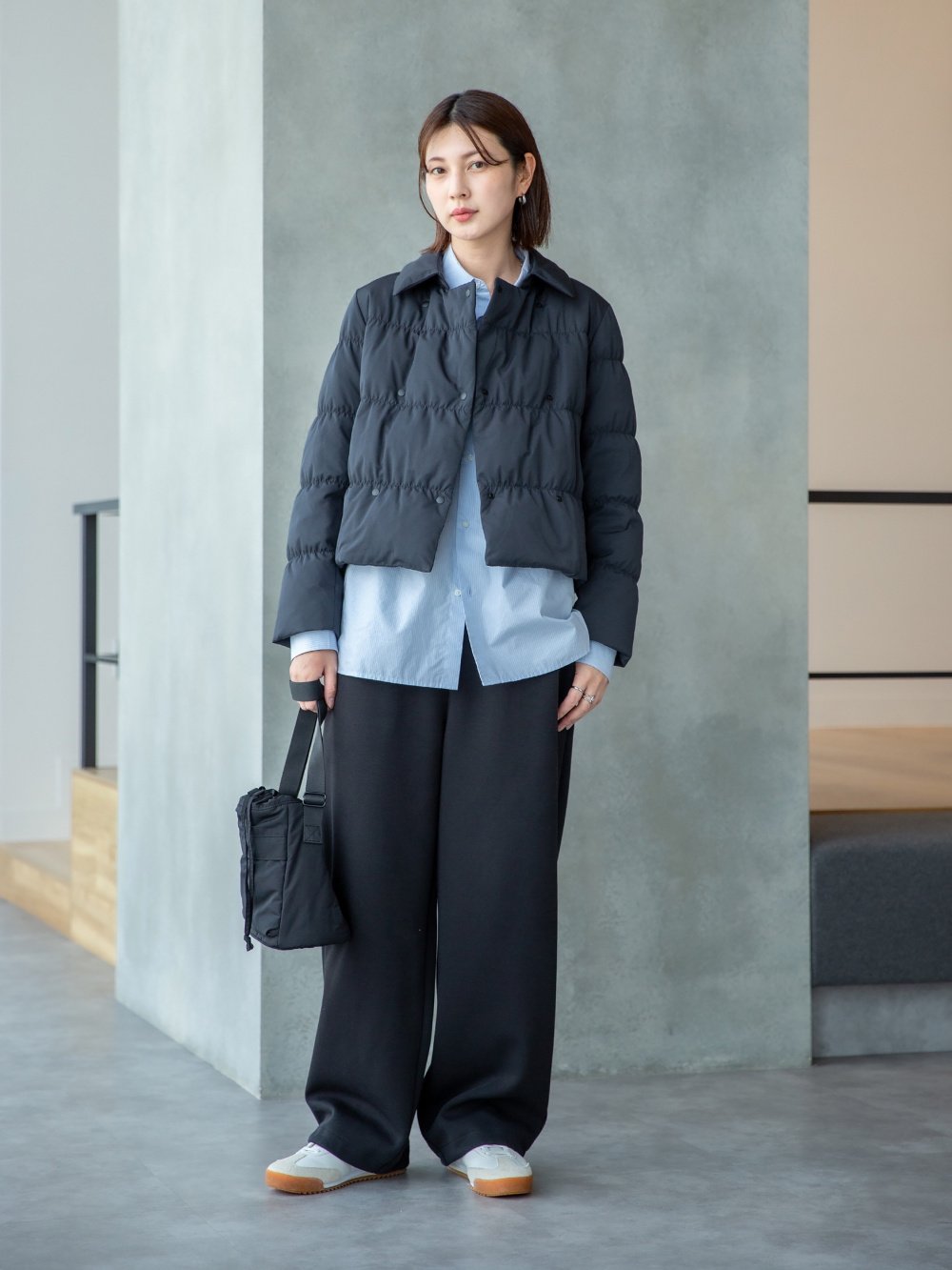 ユニクロ　UNIQLO:C ダウンショートジャケット　ネイビー M ユニクロ：C】スタイリストが実物レビュー‼ 「ダウンショート