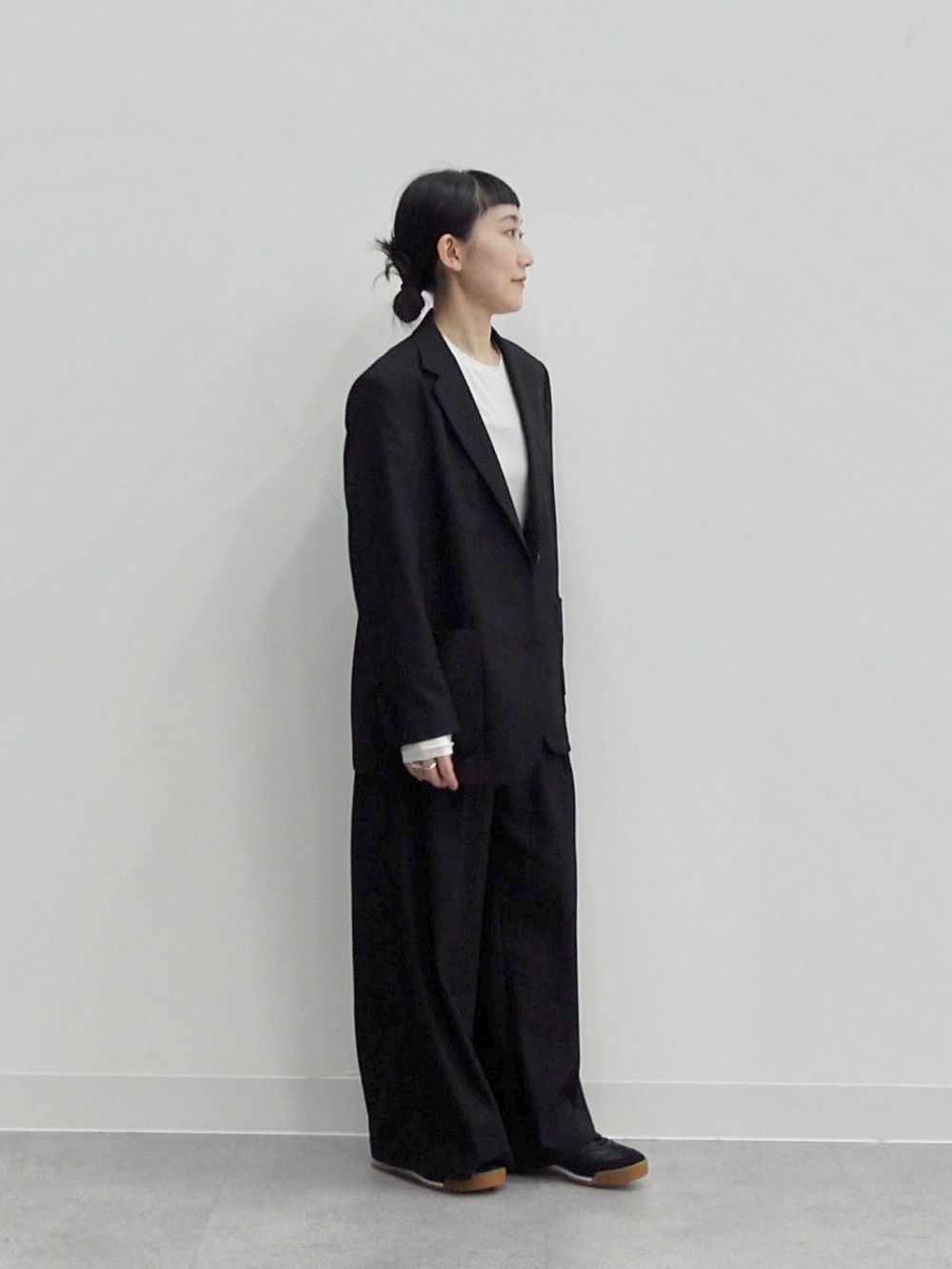 オーバーサイズジャケット、タックワイドパンツ」の着用コーディネート