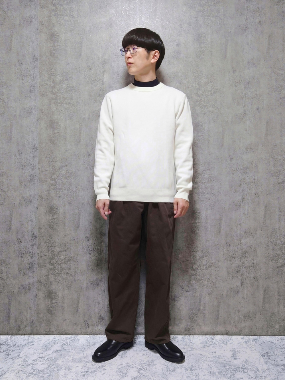 ブラッシュドジャージーモックネックTシャツ、ツイルオーバー