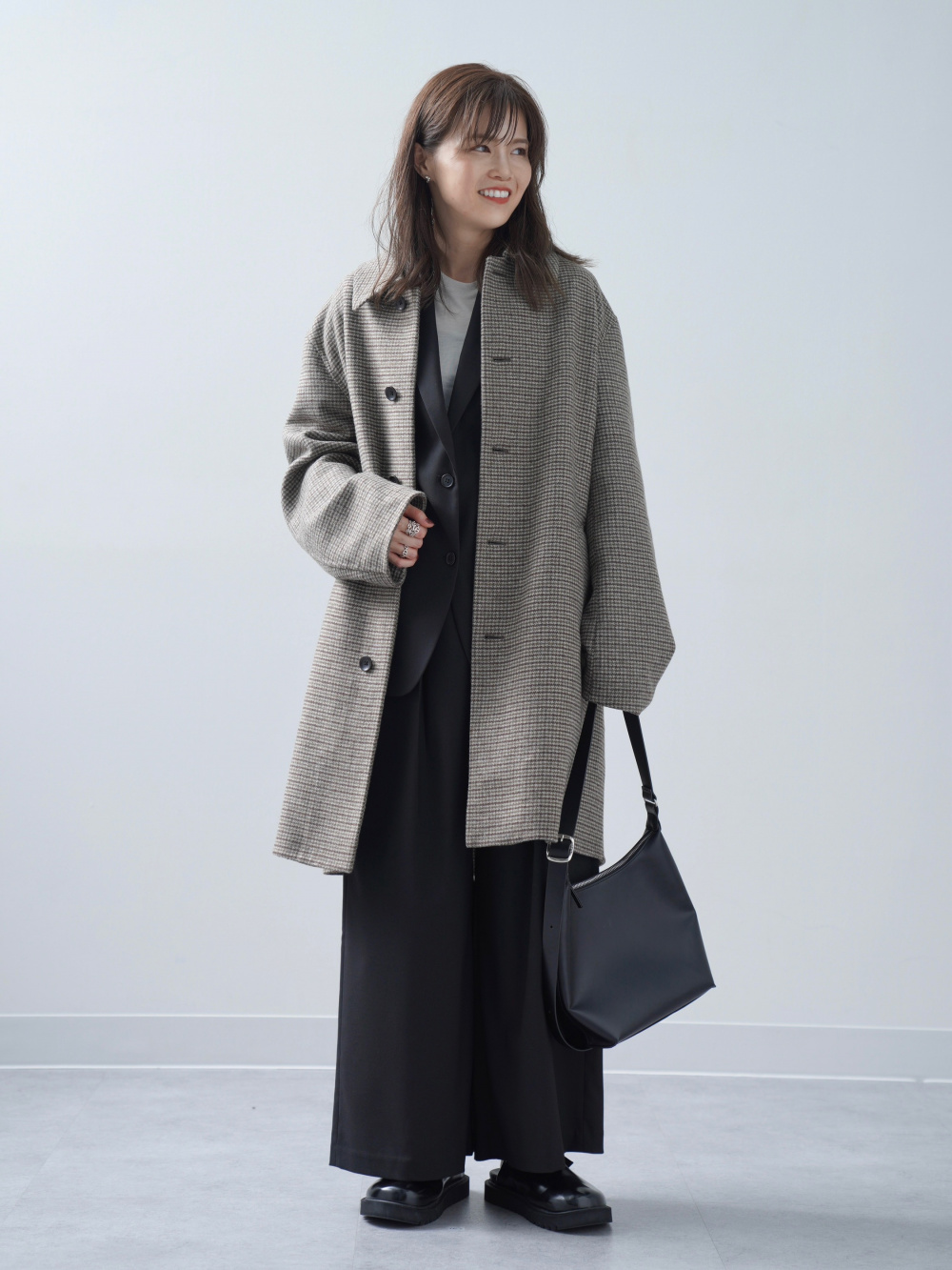 オーバーサイズジャケット、タックワイドパンツ」の着用コーディネート