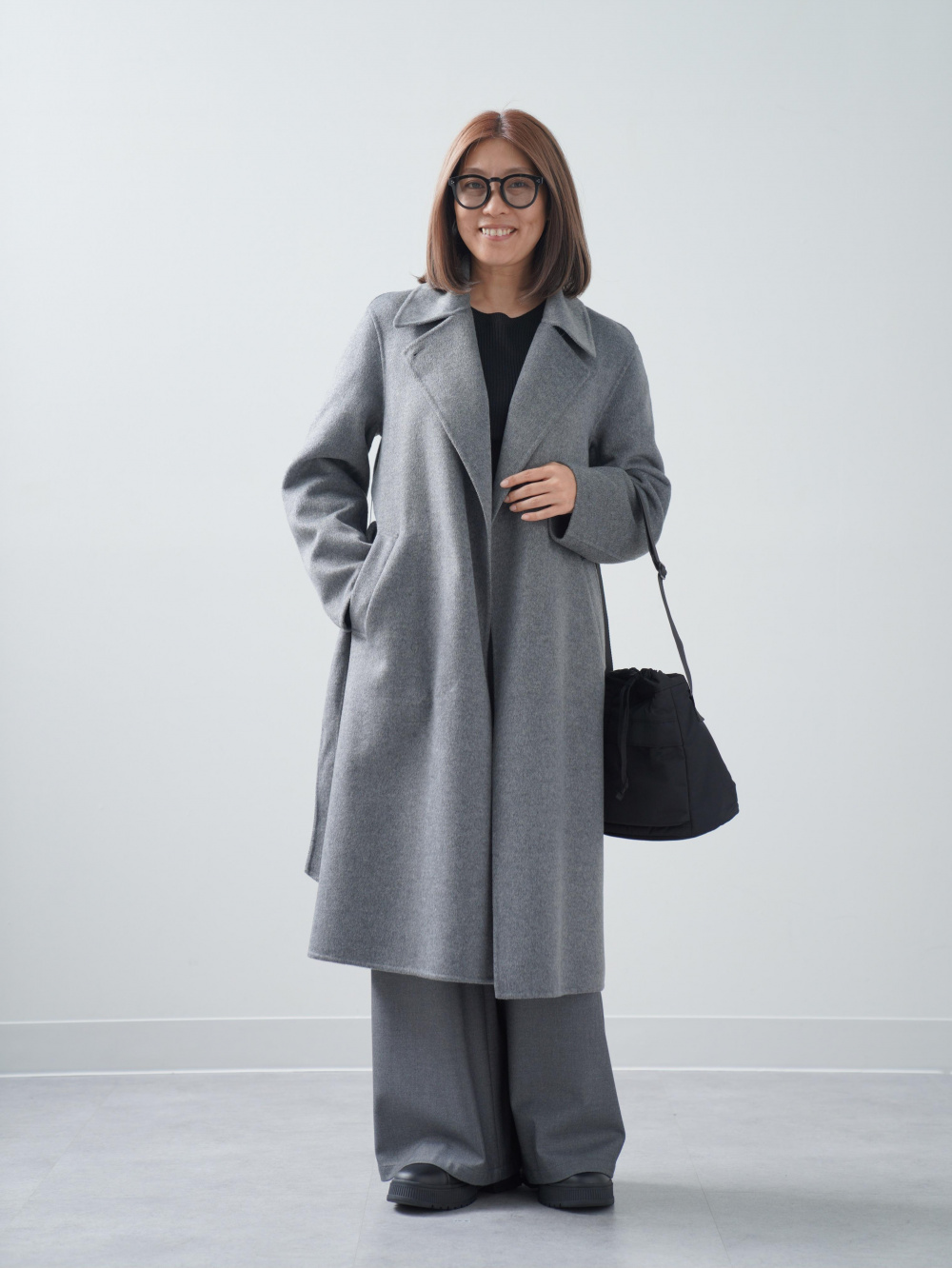 フレアワンピース、ダブルフェイスラップコート」の着用コーディネート