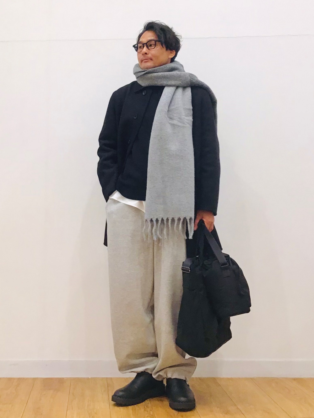 リラックスVネックセーター、ナイロンフーデッドネック