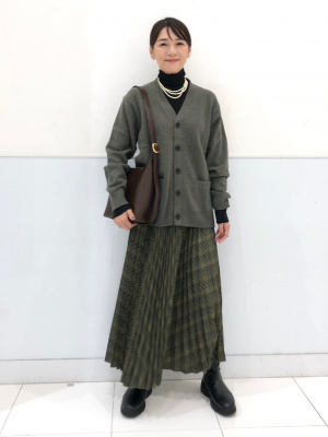 ユニクロC　ダウンベスト　＆　プリーツロングスカート ユニクロC ダウンベスト ＆ プリーツロングスカート UNIQLO