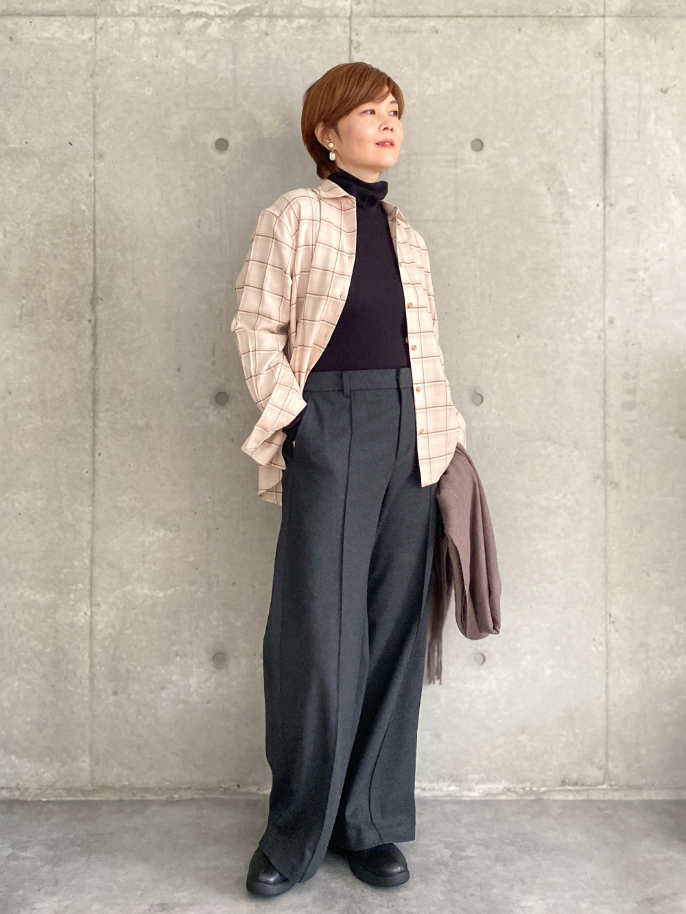 極暖ヒートテックシームレスリブタートルネックT、シームレスダウンパーカ」の着用コーディネート| ユニクロ公式