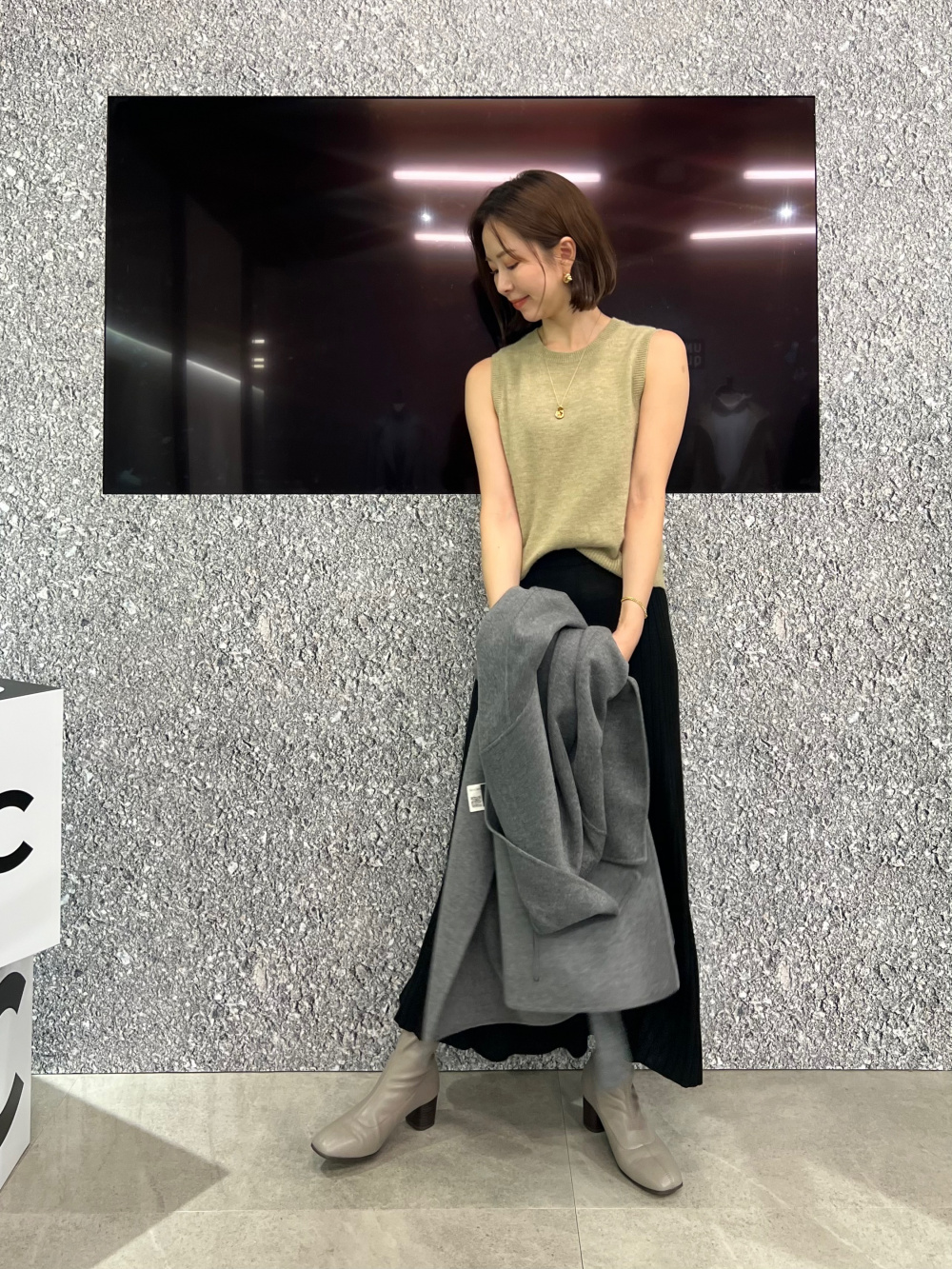 カシミヤクルーネックショートカーディガン、カシミヤクルー