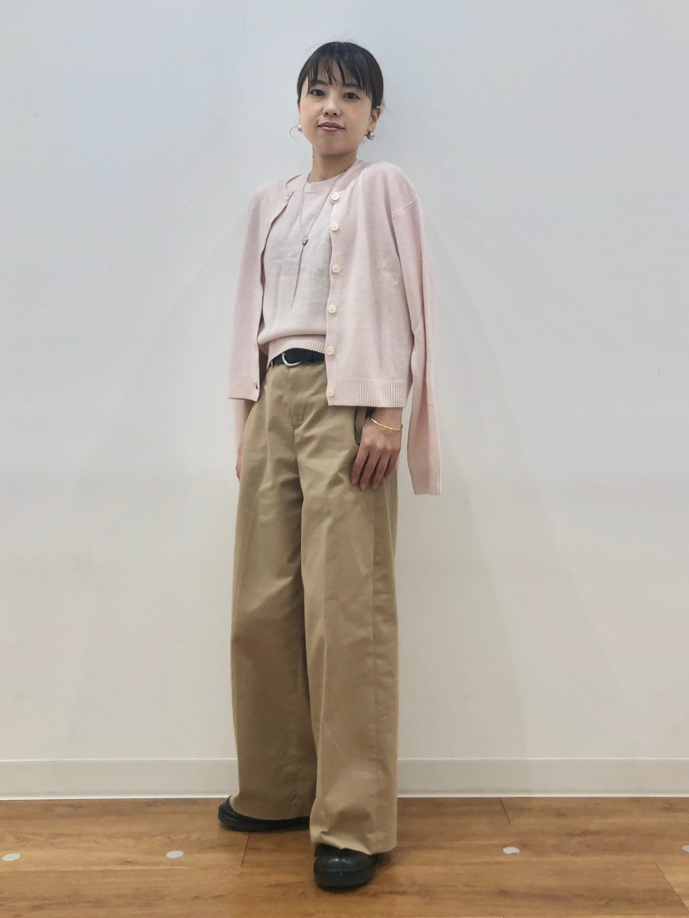 カシミヤクルーネックショートカーディガン、カシミヤクルー
