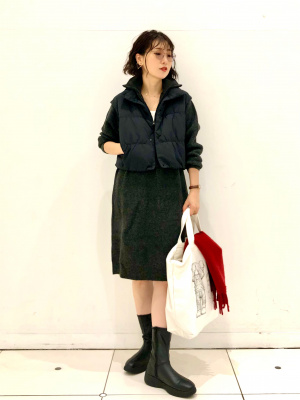 ユニクロ公式 | ダウンクロップドベスト