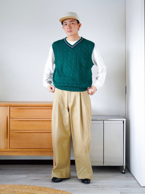 ユニクロ公式 | ケーブルVネックニットベスト