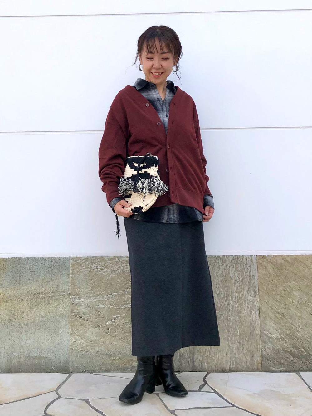 ヨッシー様 C4951 CINOHカーディガン×スウェットコーデ UNIQLO] Rare indigo-dyed cardigans in larger sizes [Spring