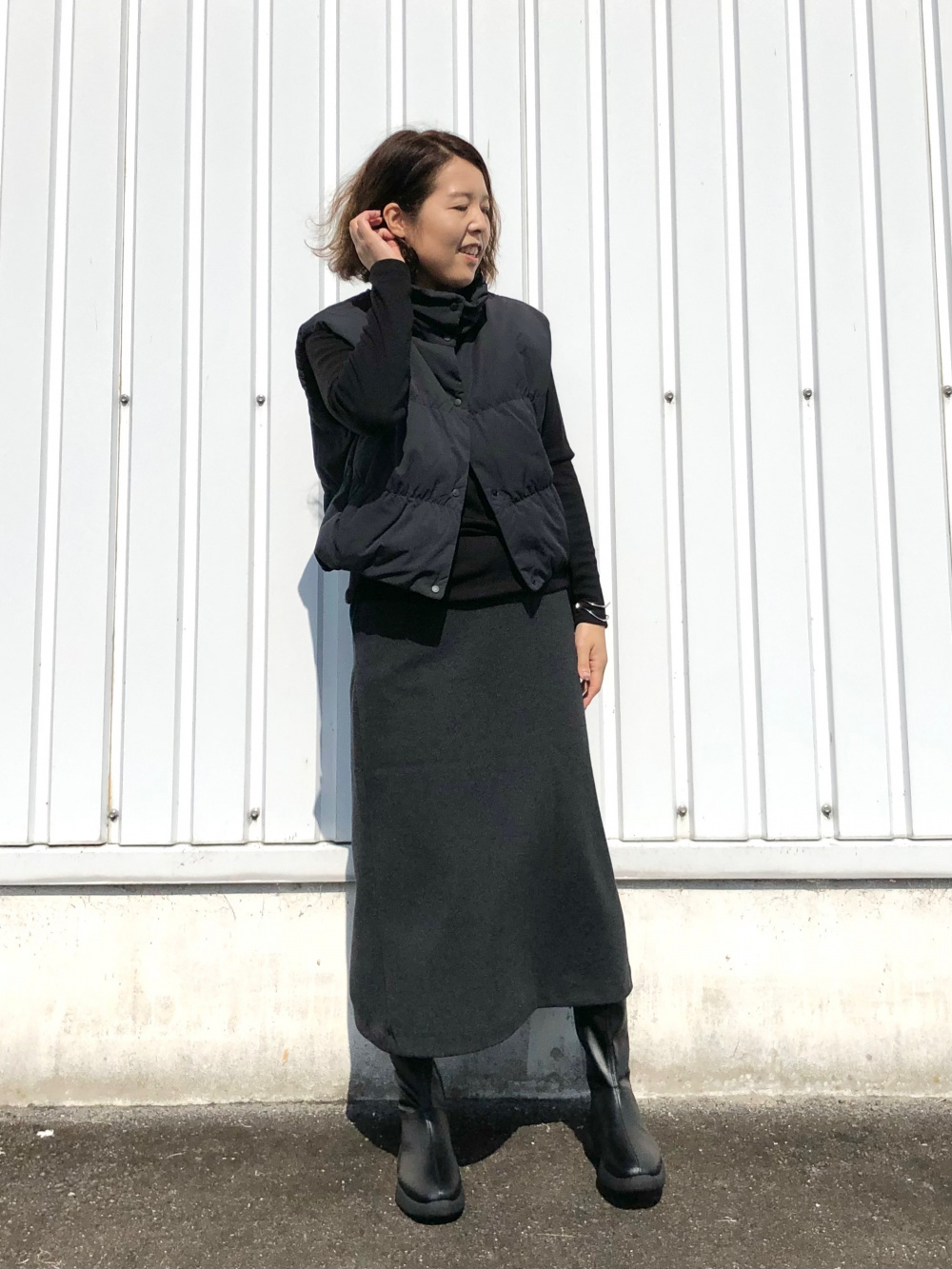 【試着のみ】UNIQLO C ユニクロC ブラックS ダウンクロップドベスト UNIQLO:C】予想を超えてきたダウンベスト | emu days - 大人の