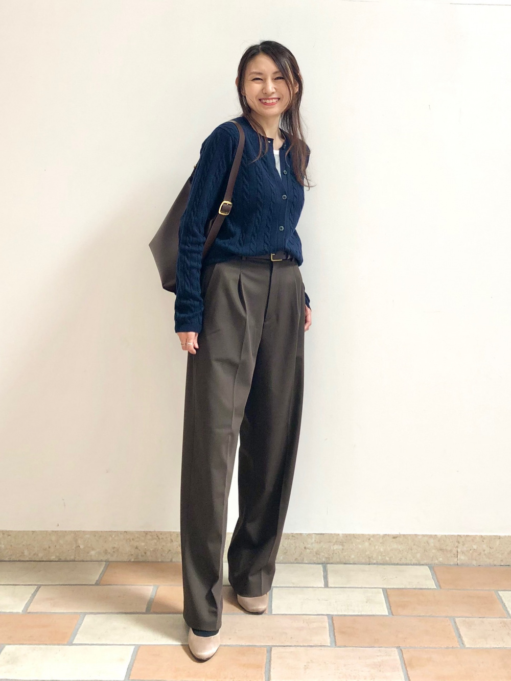 クロストリムカーディガン+シャツ+ネクタイ+パンツ
