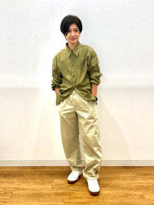 ユニクロ公式 | コーデュロイタックワイドパンツ
