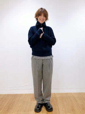 ユニクロ　+J　タックテーパードパンツ　レディース　M　ウール　カシミヤ混 ユニクロ【＋J】で「卒入園」アイテムを先買いも！ブラウスに