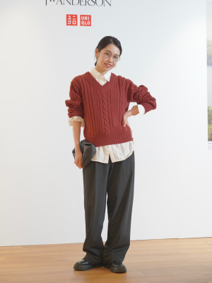 ユニクロ公式 | ケーブルVネックセーター