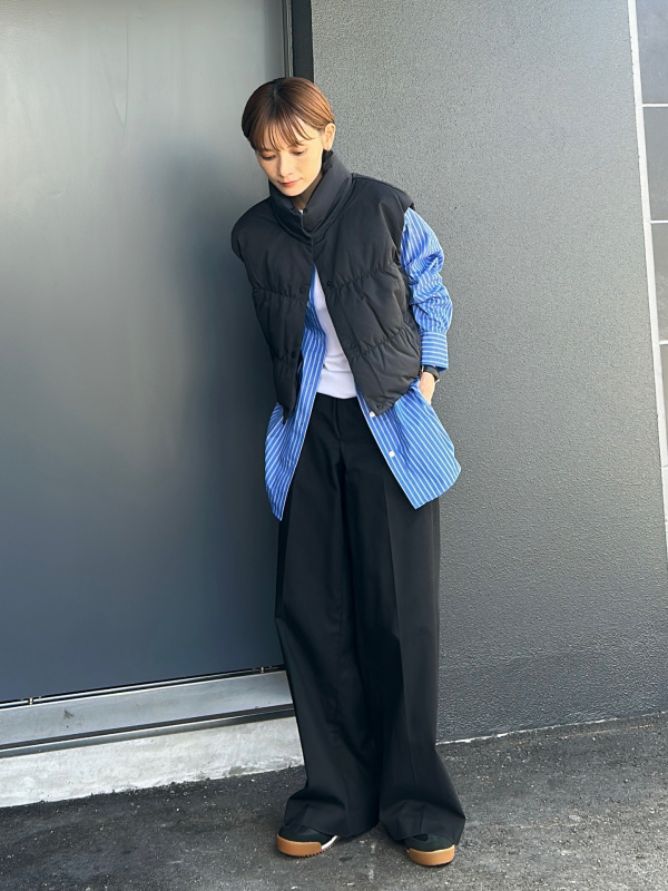 ユニクロ：シー ダウンクロップドベスト／￥5,990（税込