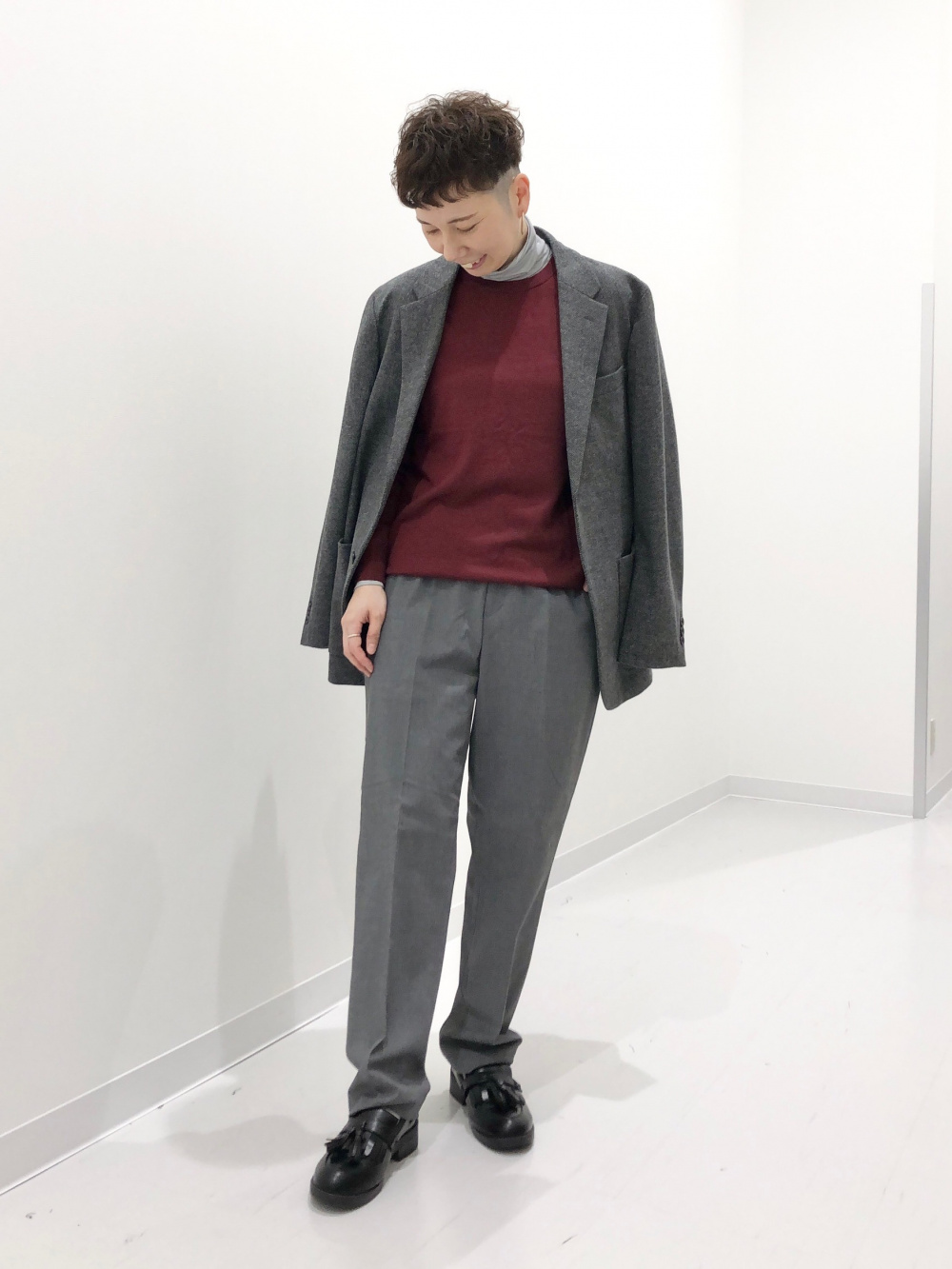 コンフォート2Bジャケット/ヘリンボーン、ツイードスコート」の着用