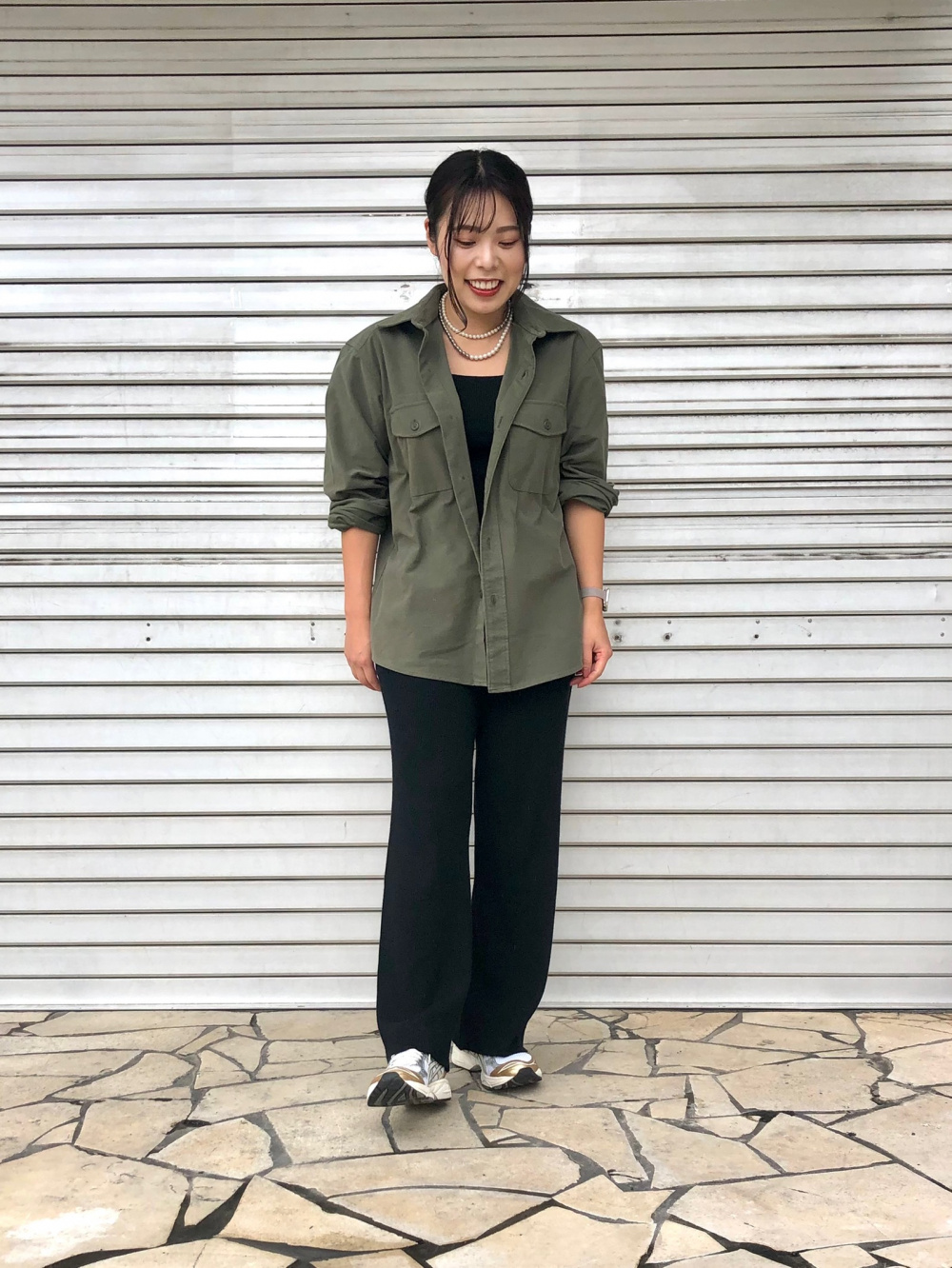 UNIQLOカシミヤリラックスVネックセーター OLIVE, M UNIQLO】【UNIQLOC】【2024年秋冬コレクション】【リラックスV