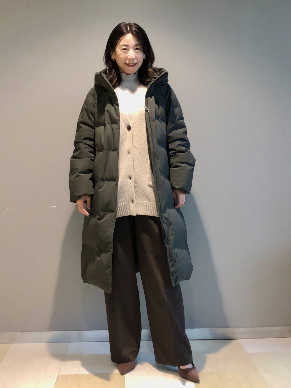 かねやん、、　ユニクロシームレスダウンロングコート＋アディクションシャドウ ユニクロ公式 | シームレスダウンロングコート(レディース)