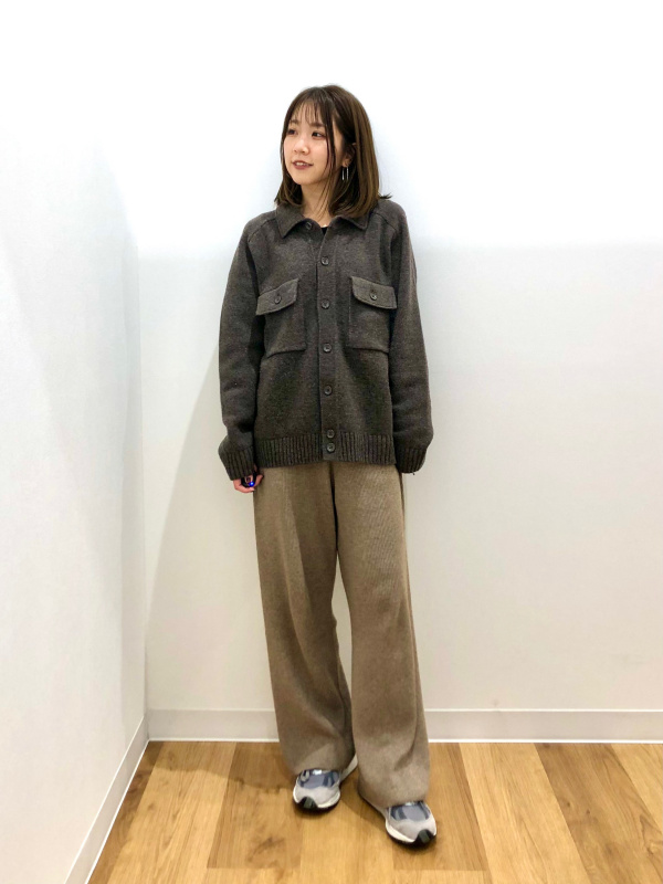 ラムニットジャケットのコーディネート・着用イメージ｜ユニクロ公式