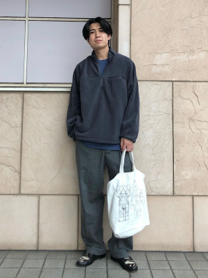 KAWS TOKYO FIRST ウォッシャブル加工 トートバッグ　2個 ユニクロ公式 | カウズ + ウォーホル 2WAYトートバッグ