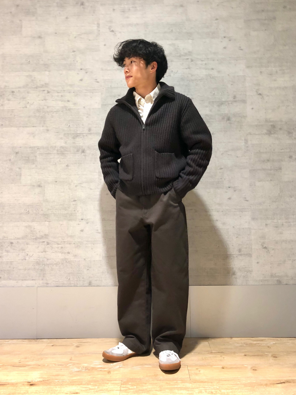 小顔効果も◎【ユニクロ】「ラムブレンドジップアップジャケット