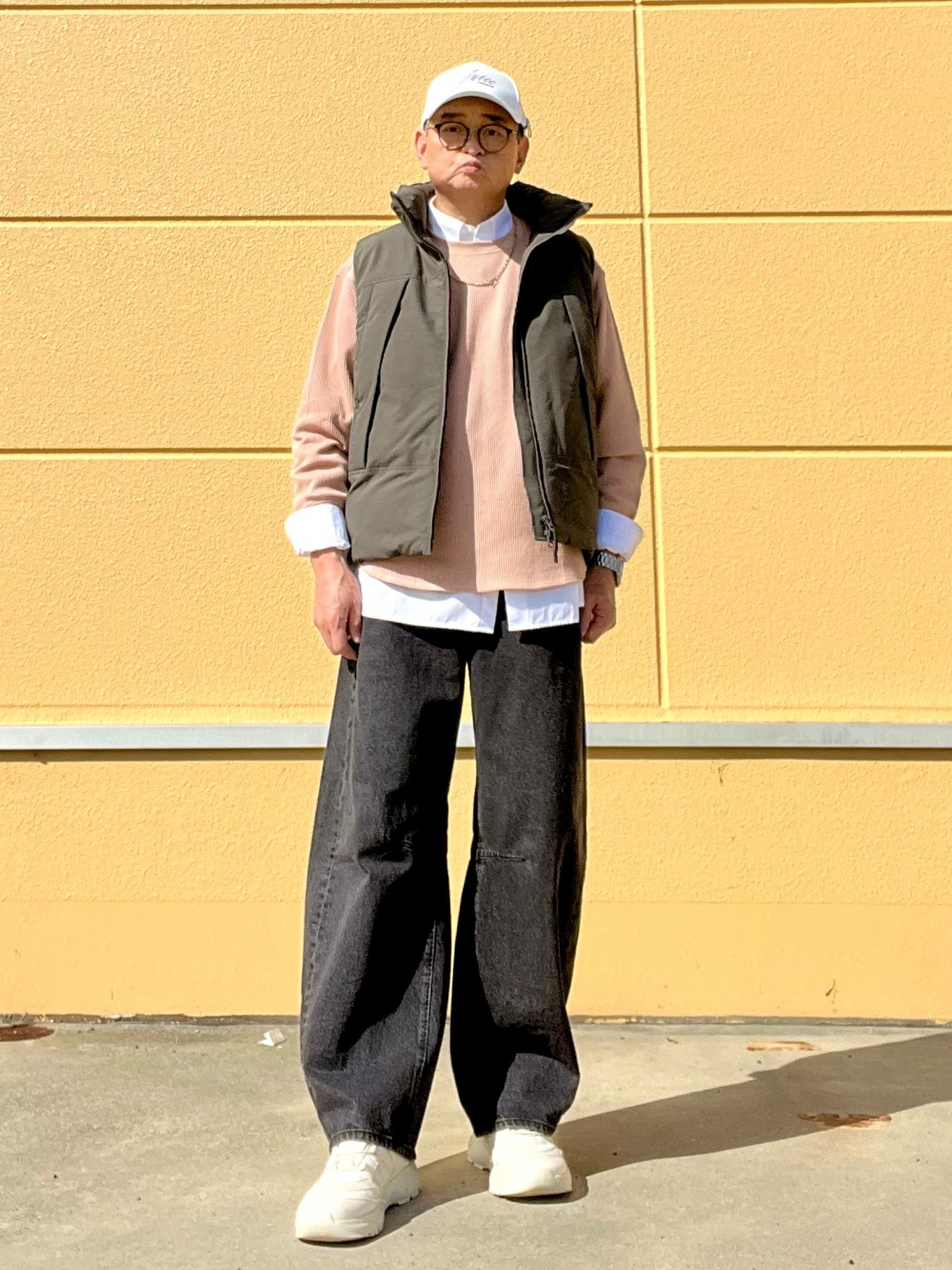 スウェットパンツ、ワッフルT/長袖」の着用コーディネート| ユニクロ公式