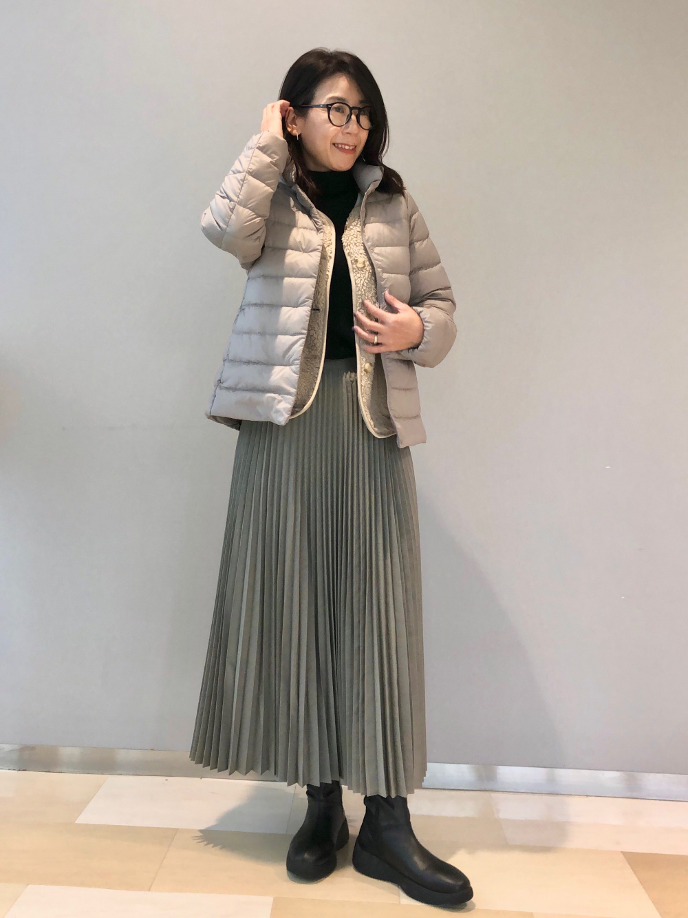 カシミヤクルーネックショートカーディガン、カシミヤクルーネック