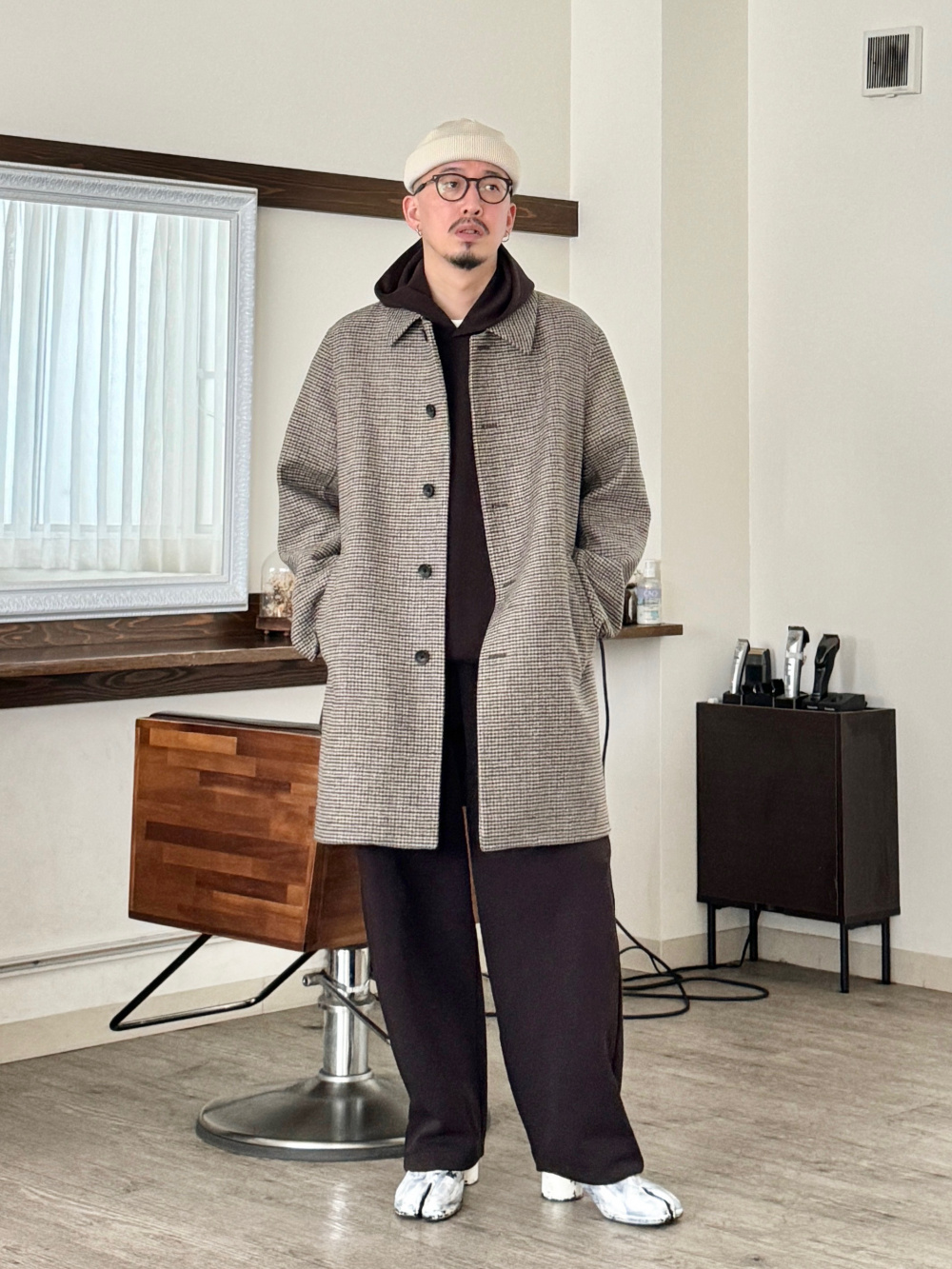 スウェットワイドパンツ/丈長め、ダブルフェイスコート」の着用