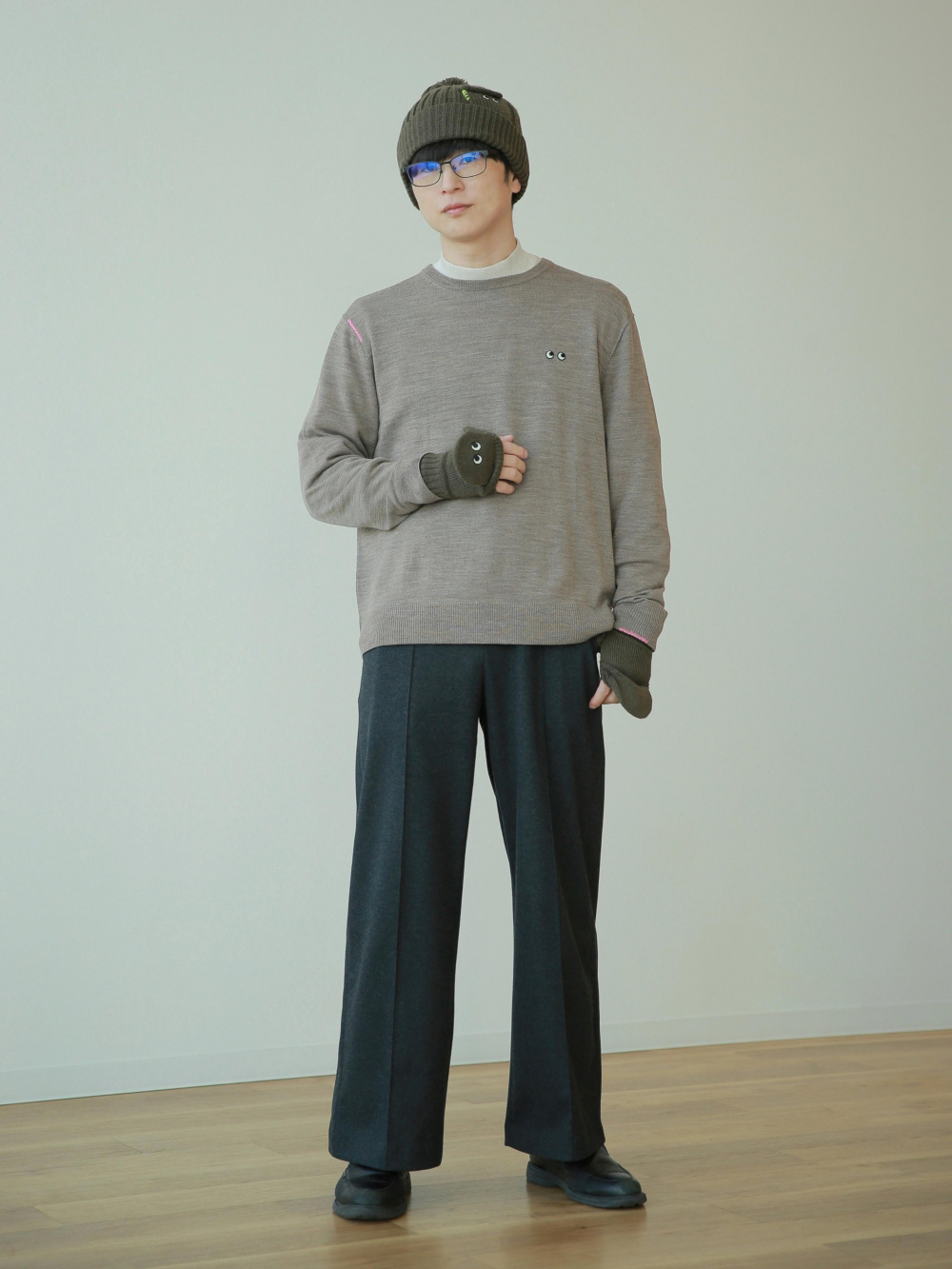 メリノクルーネックセーター、カシミヤニットアームウォーマー