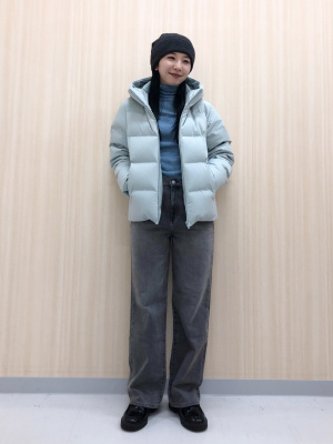 UNIQLO ユニクロ 2024年 シームレスダウンパーカー グレー L 新品 ユニクロ公式 | シームレスダウンパーカ