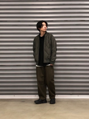 ユニクロ公式 | リサイクルハイブリッドダウンジャケット