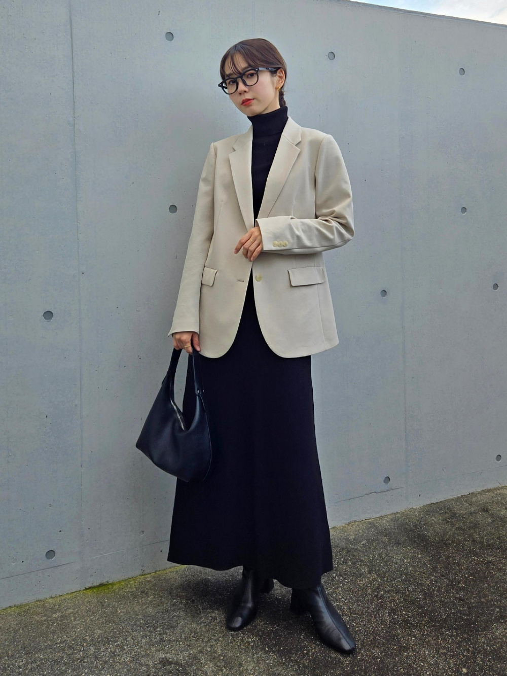 9日まで‼️感動ジャケット+感動パンツ+レーヨンブラウス+パンプス+トートバッグ 感動ジャケット、レーヨンプリントブラウス」の着用コーディネート