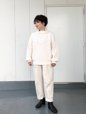 ユニクロ公式 | ヘアリーニットハイネックセーター