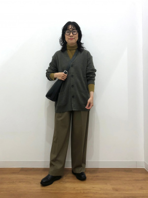 ユニクロ公式 | ラムVネックカーディガン