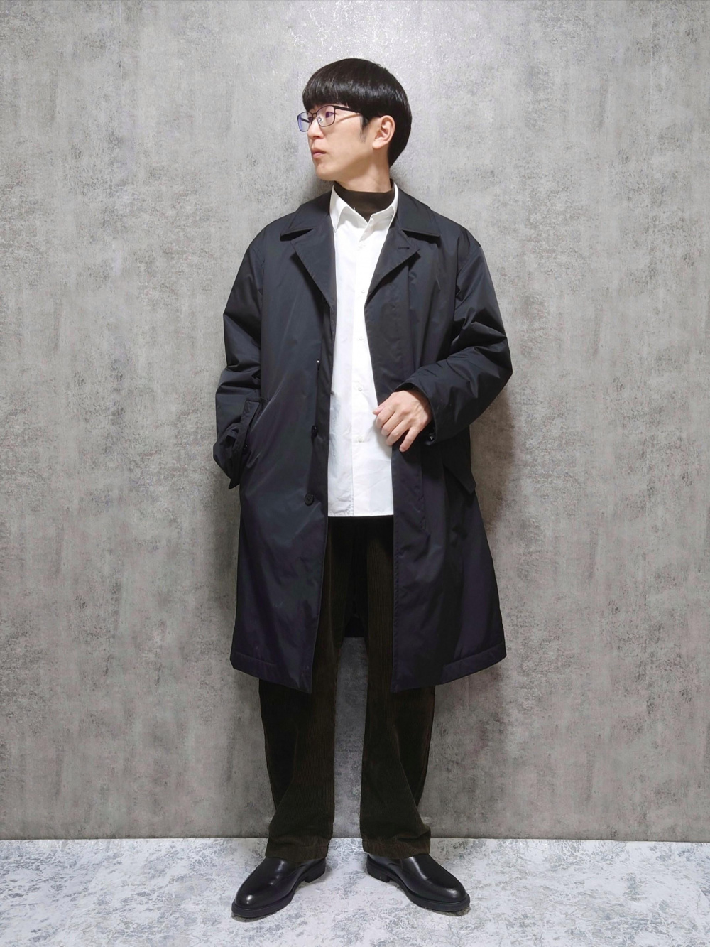 パデッドオーバーサイズステンカラーコート、カシミヤタートルネック