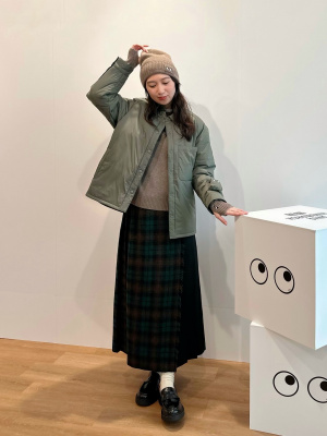 HERMES エルメス マルジェラ期　カシミヤ100 Hロゴニット帽　ビーニー. HERMES エルメス カシミヤ100% ニット帽 ロゴ 総柄 オレンジ