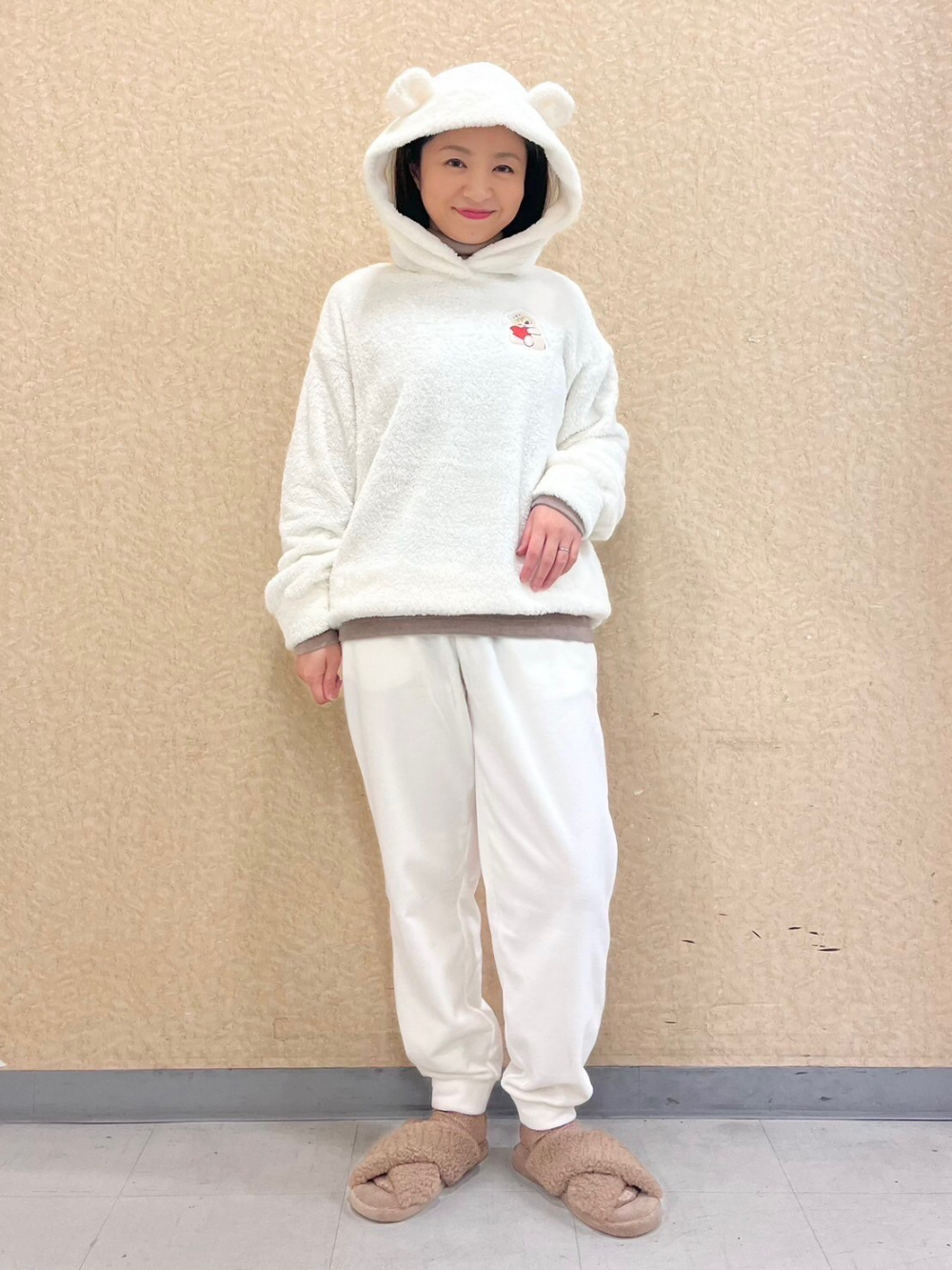 UNIQLO mofusand ファーリーフリースセット Ｌサイズ2点セット ユニクロ、くまにゃん耳付き「mofusand」本日発売。全身ふわふわ