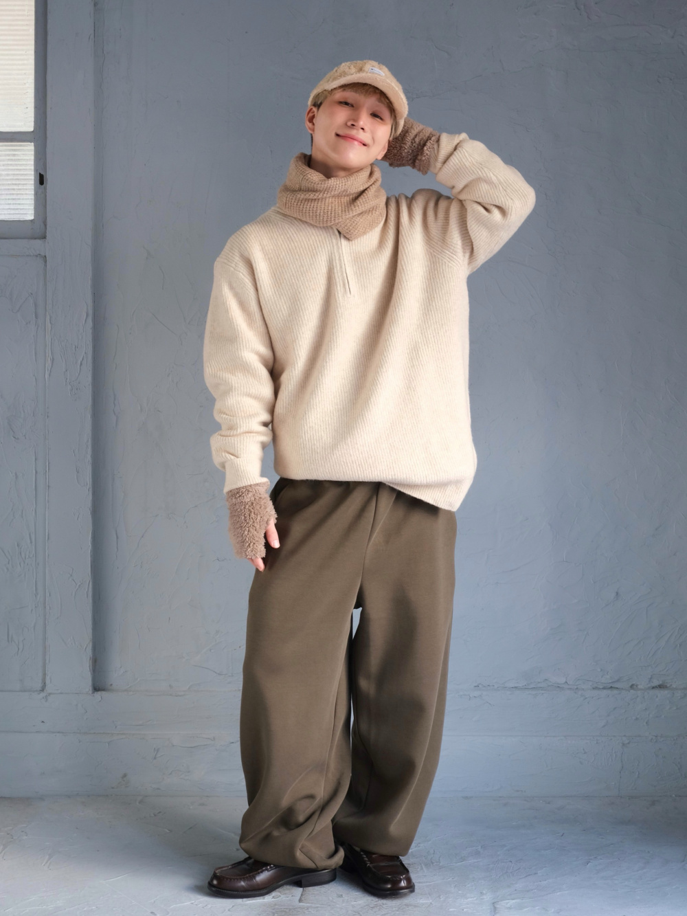 大人のユニクロ】買ってみた。UNIQLO : C 新色ネイビー最速試着&レビュー【ユニクロ：シー】 | UOMO