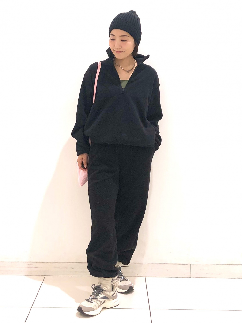  Jeans ハーフジップ コーデュロイ adidas（アディダス）の「コーデュロイ タータン ハーフジップ