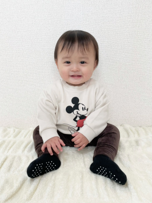 [100cm] Mickeyキョロキョロ♡クリスマススウェット 100cm] Mickeyキョロキョロクリスマススウェット
