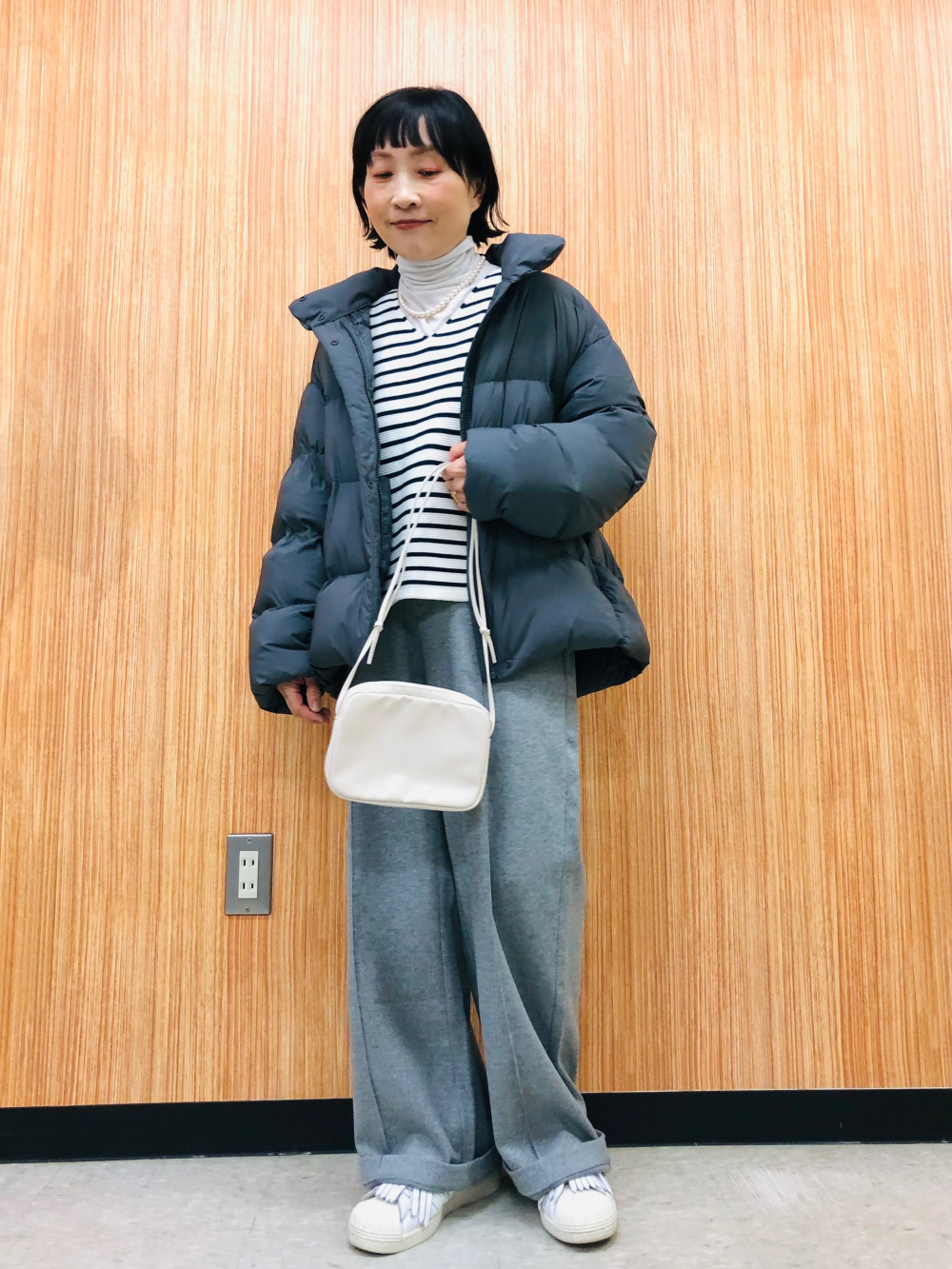 新品未使用 タグ付き UNIQLO ユニクロ パウダーソフトダウンジャケット オフホワイト 白 M ジップアップ ダウンジャケット ｜Yahoo!フリマ（旧PayPayフリマ）