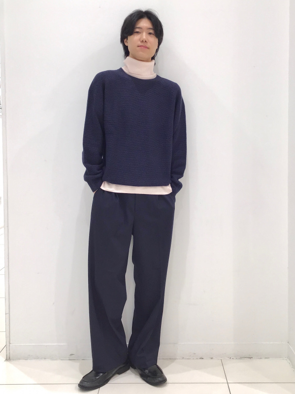 UNIQLO（ユニクロ）の「カシミヤタートルネックセーター（長袖