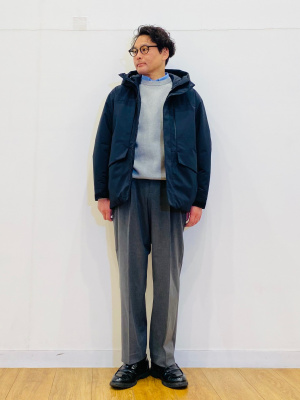 【ユウジブリーフィングハイブリッドダウンブルー XL 2022年版men ユニクロ公式 | ハイブリッドダウンパーカ