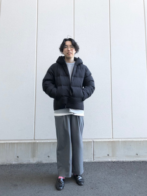 ユニクロ公式 | シームレスダウンパーカ