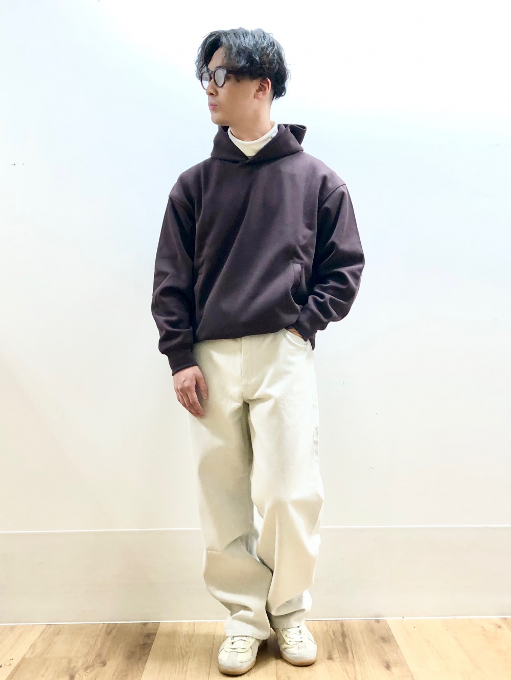 ソフトタッチタートルネックTシャツ、コンフォート2Bジャケット（ガン