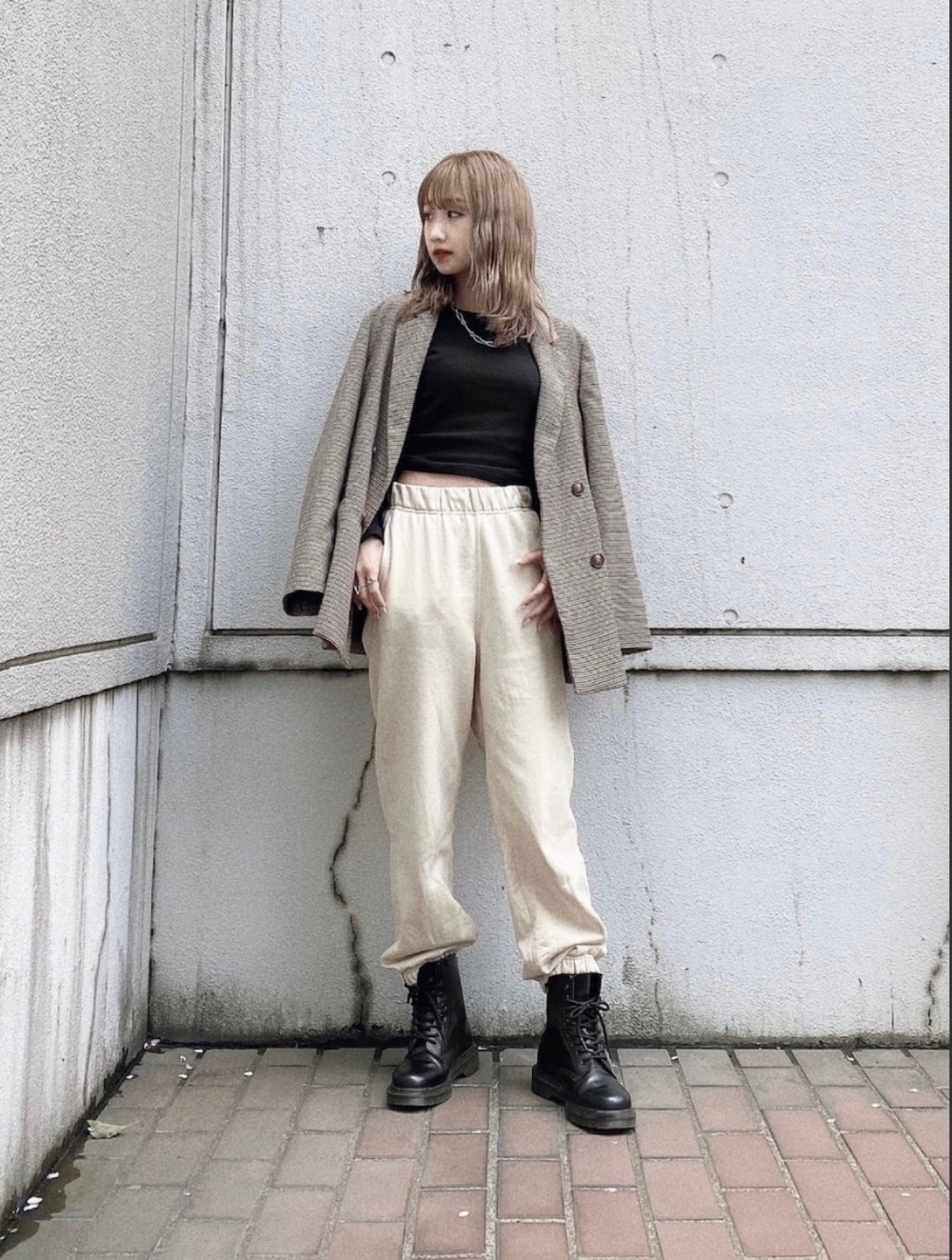 スウェットパンツ、シアーシャツ（長袖）」の着用コーディネート| ユニクロ公式