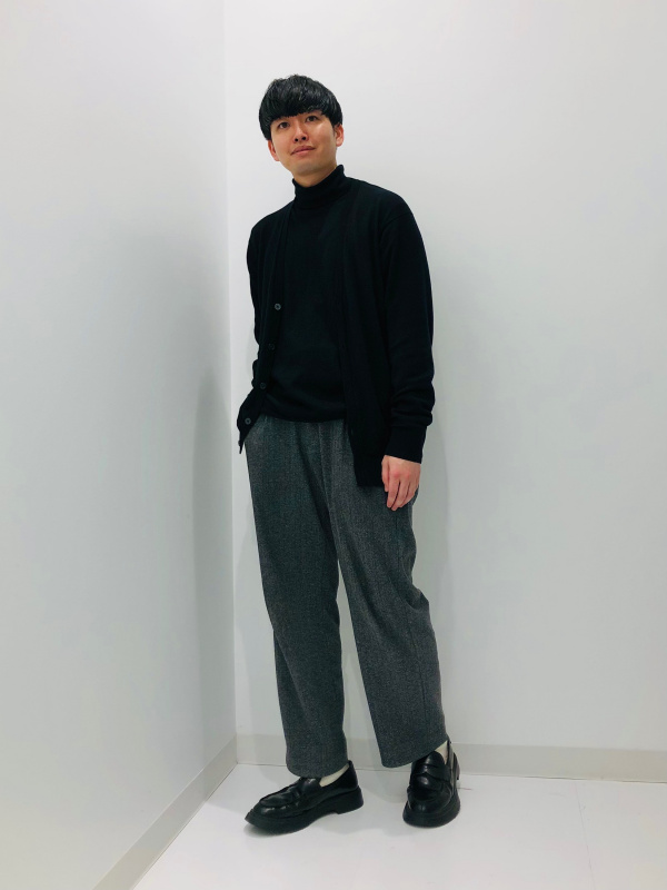 ニットジャケット、ウールカシミヤチェスターコートのコーディネート