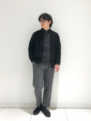 ユニクロ公式 | ミドルゲージフルジップセーター