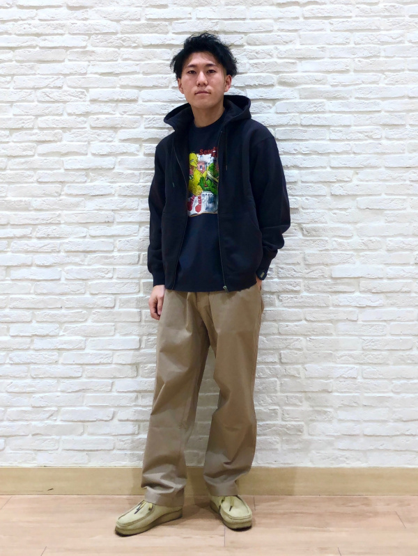 ストレッチイージーアンクルパンツのコーディネート・着用イメージ