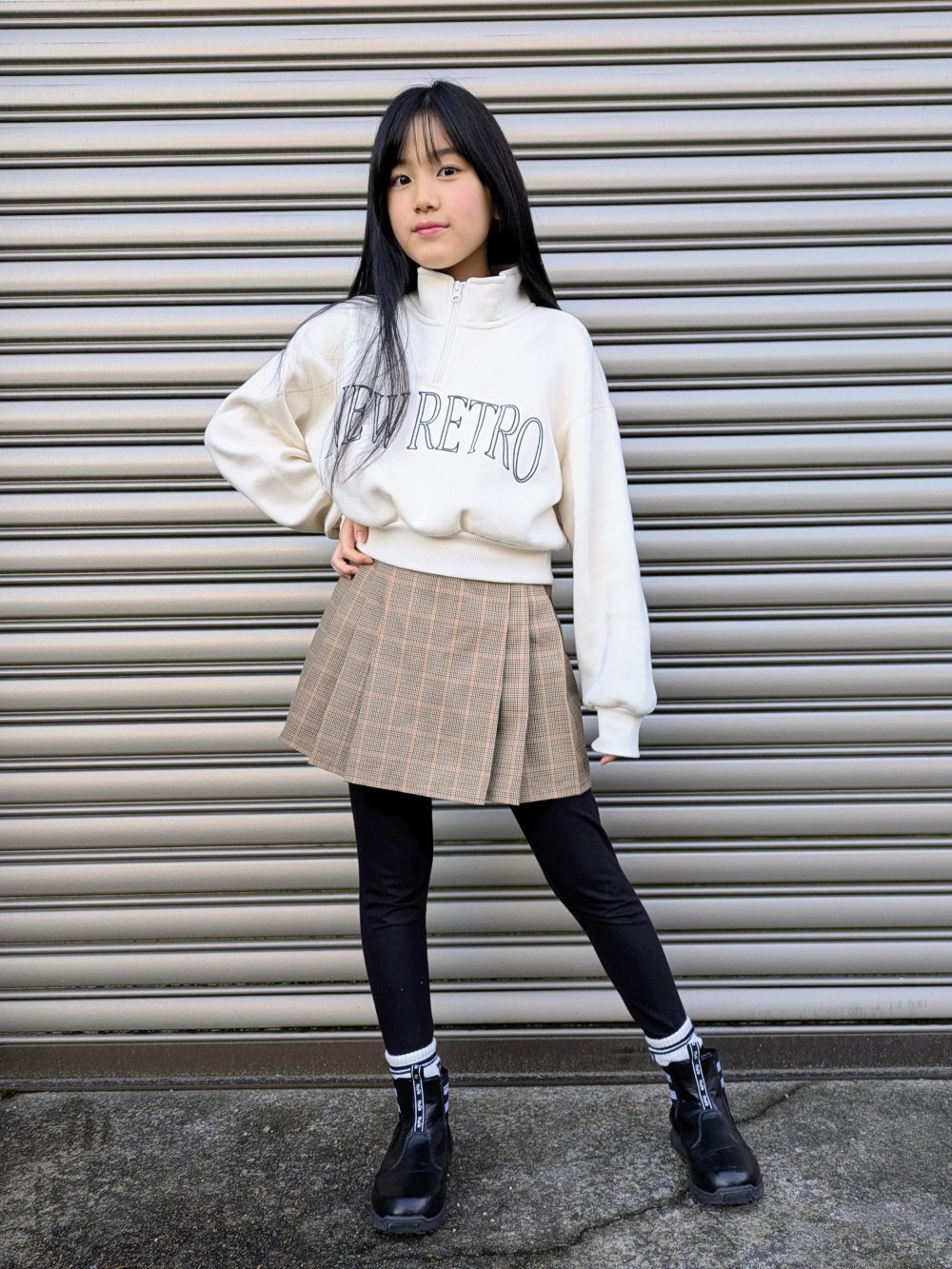 GIRLS チェックミニスコート」の着用コーディネート| ユニクロ公式